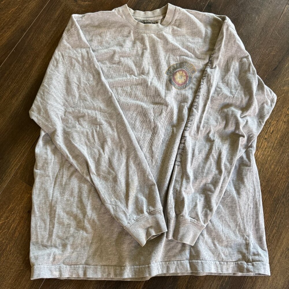 👕A&F long-sleeve